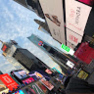 Meet your Posher, Raquel